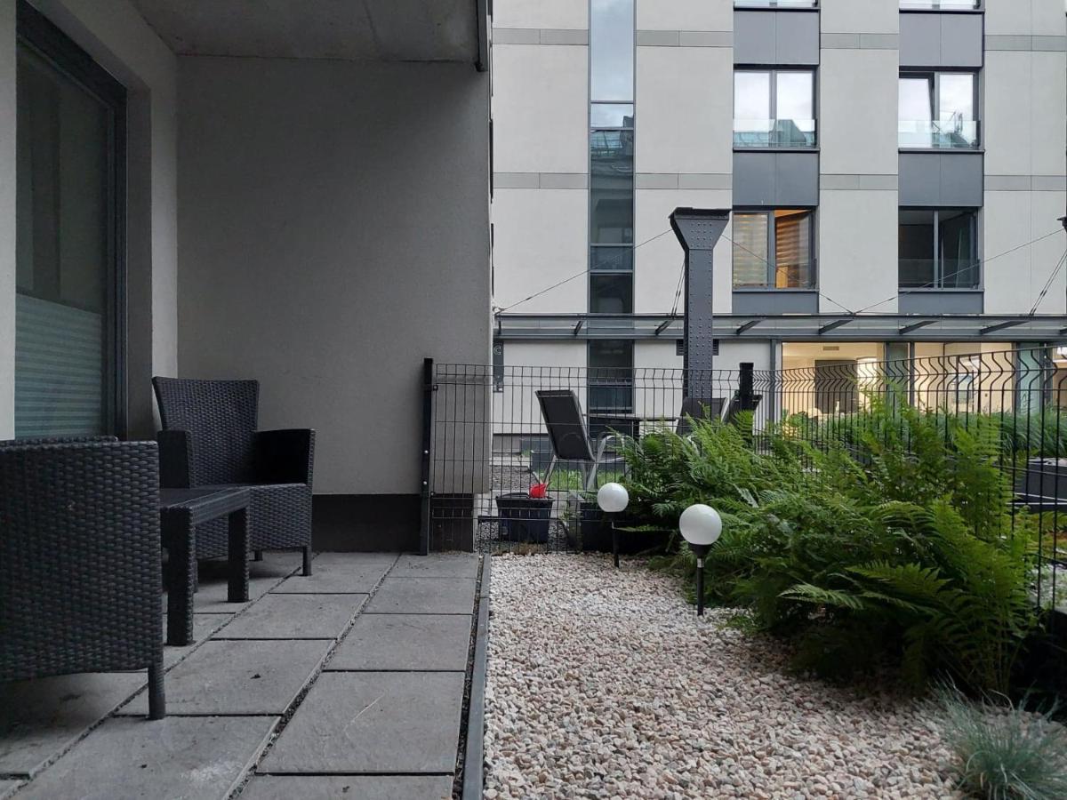 Garden Apartment Krasków Exterior foto